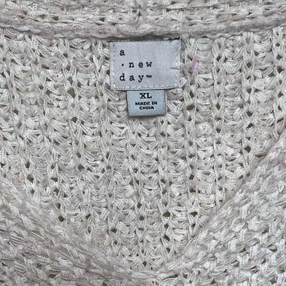 A New Day V Neck Twisted Cable Stitch Oversized Cream Sweater Womens Sz XL - Picture 4 of 6